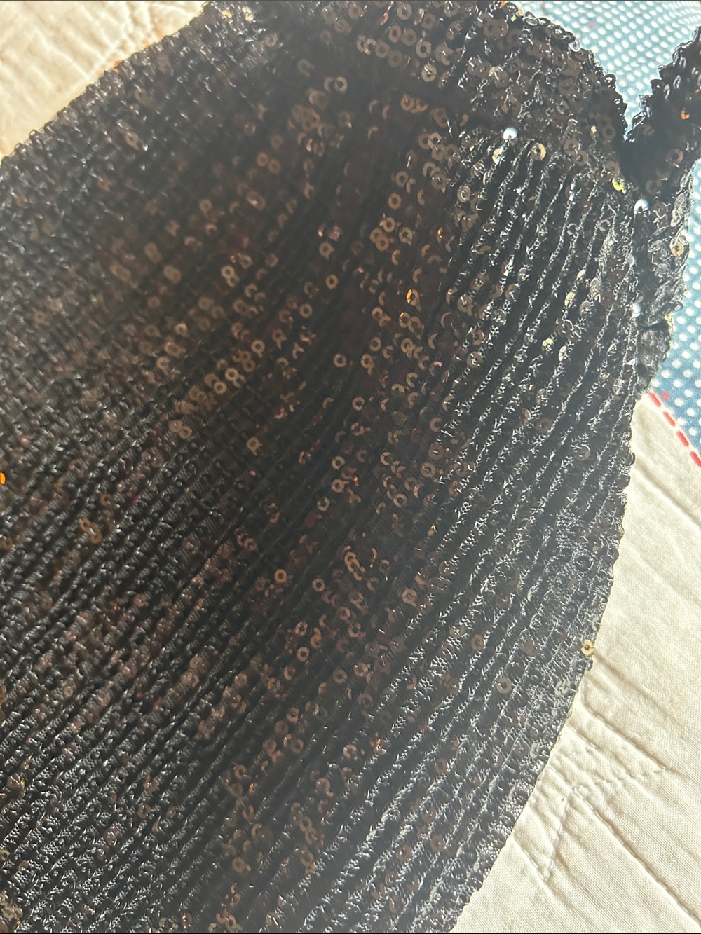 Black Sequin Women's st. John pants, The Devil wears Prada 2.style. - Picture 4 of 7